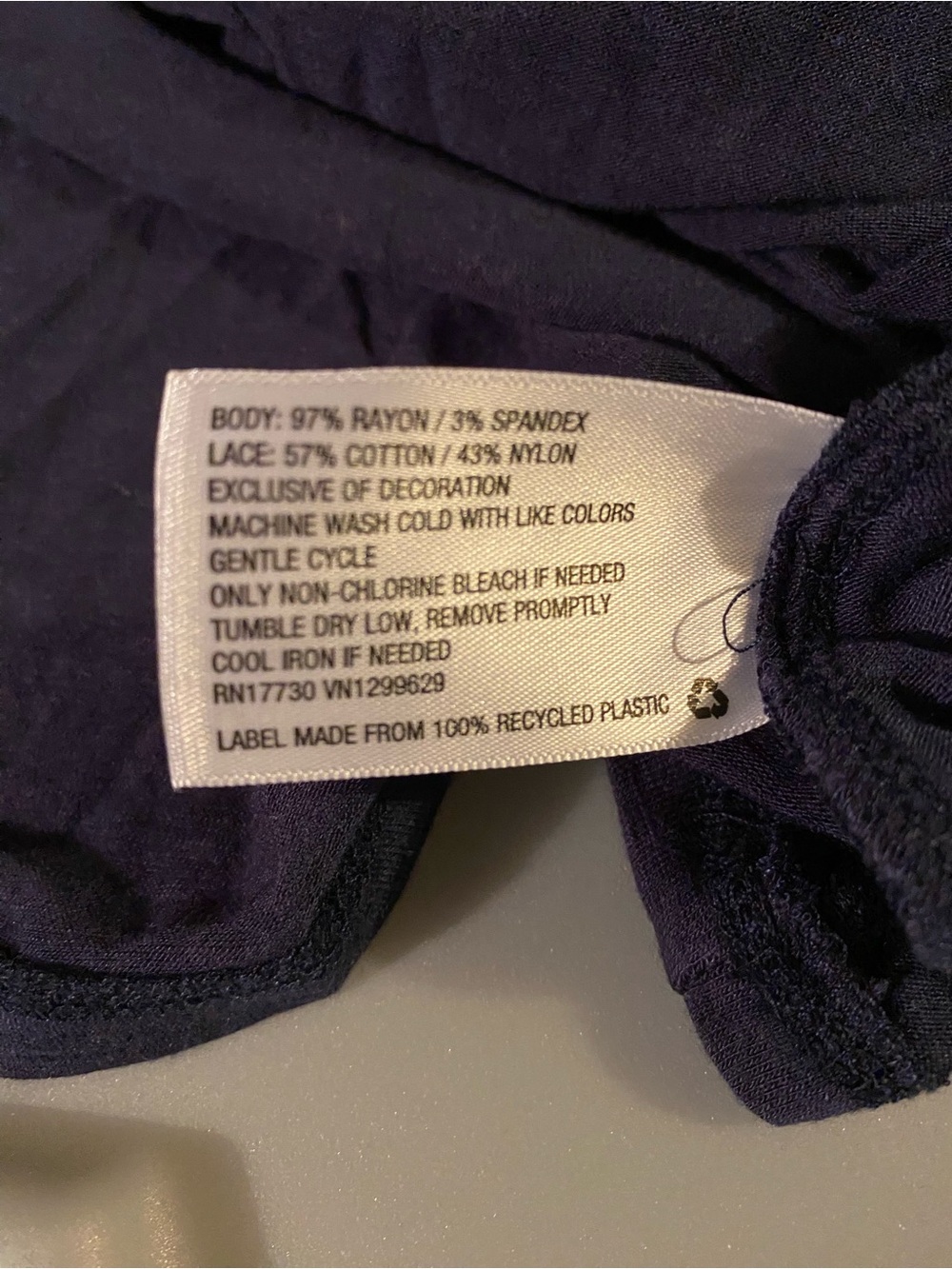 Knox Rose top, size L, great condition - Picture 4 of 4